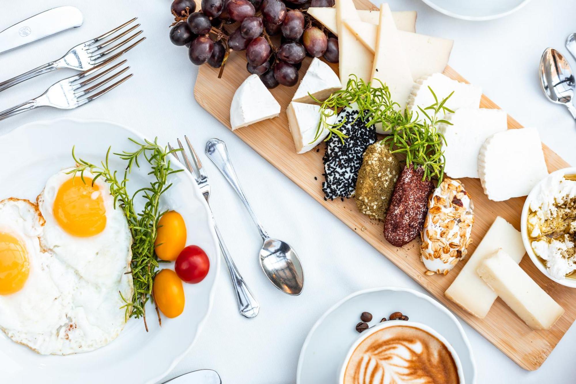 Edmond Luxury Hotel & Spa 로쉬 피나 외부 사진