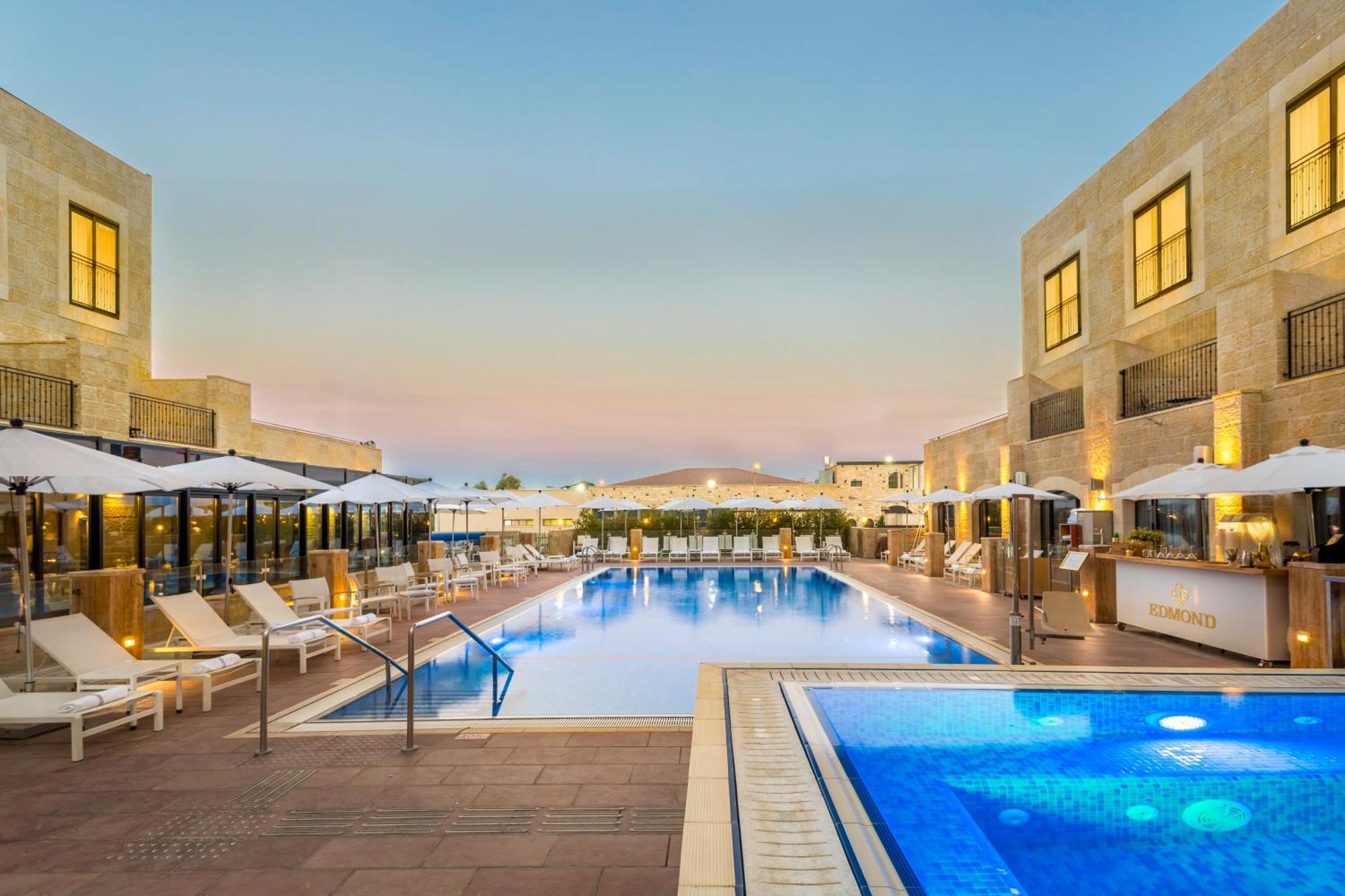Edmond Luxury Hotel & Spa 로쉬 피나 외부 사진